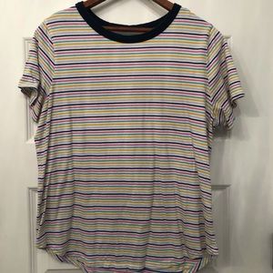 Multi-colored Old Navy tee